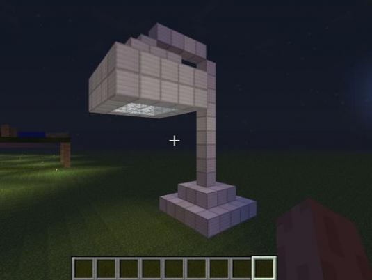 Jak vyrobit lampu v Minecraft?